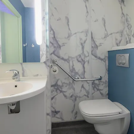 Ibis Budget Saint-etienne Stade 2*