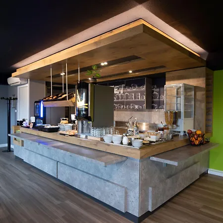 酒店 Ibis Budget Saint-etienne Stade 2*